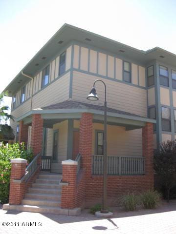 748 S Beck Ave, Tempe, AZ 85281