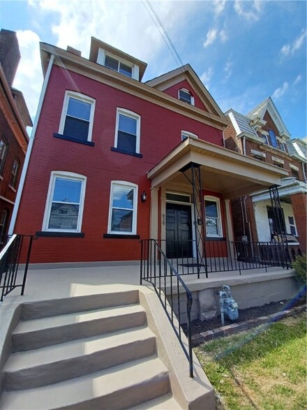 629 Collins Ave, Pittsburgh, PA 15206