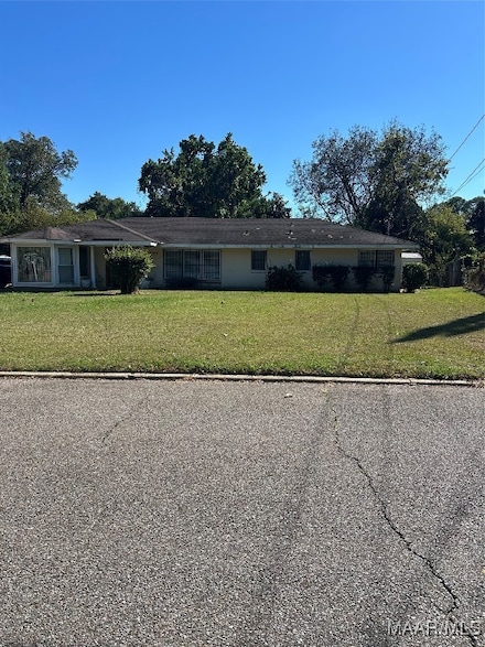 628 Lynwood Dr, Montgomery, AL 36111