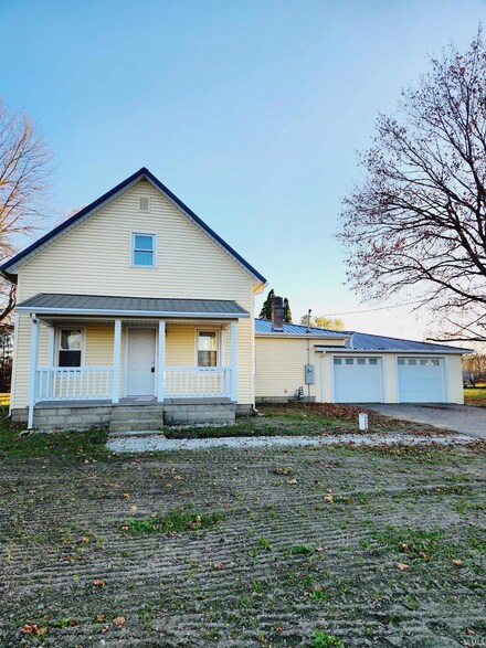 2287 Lukens Lake Rd, North Manchester, IN 46962