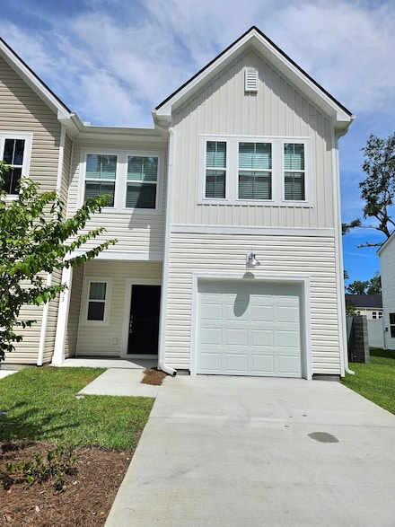 5573 Ruby Falls Rd, North Charleston, SC 29420