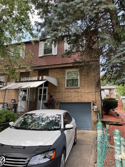 429 Enright Ct, Pittsburgh, PA 15206