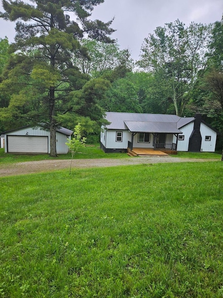 9797 York Rd SW, Etna, OH 43062