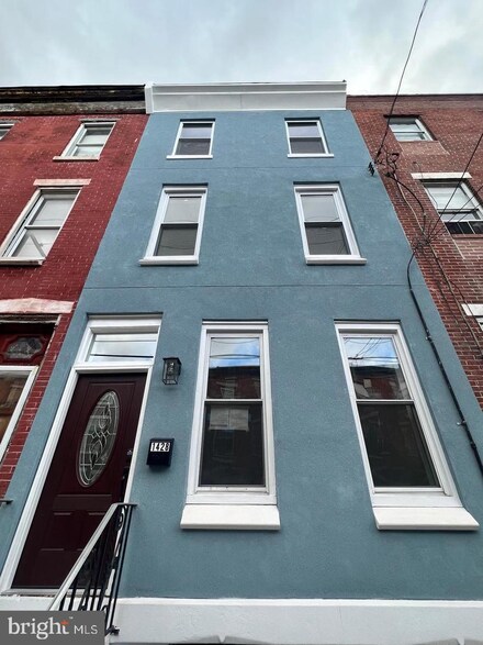 1428 S 15th St, Philadelphia, PA 19146