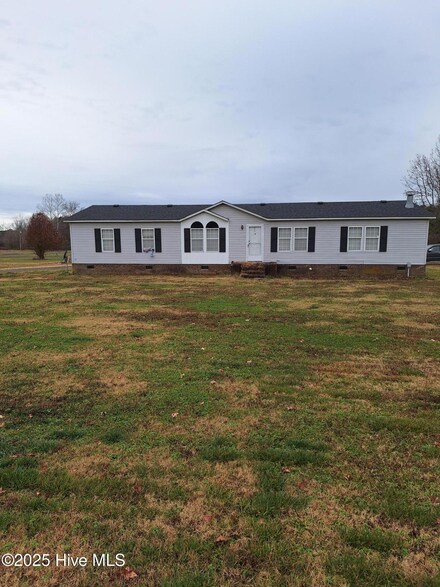 204C McCaskey Rd, Ahoskie, NC 27910