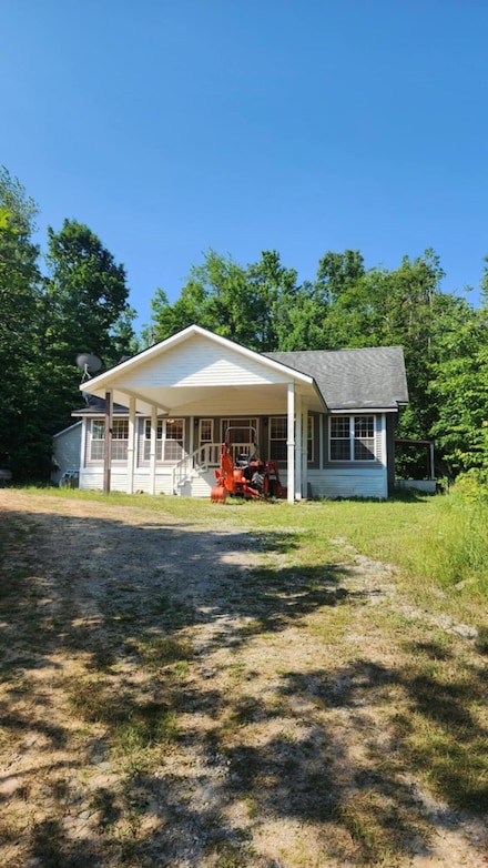 1025 Lakeside Trail, Barton City, MI 48705