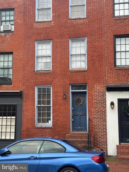 708 S Hanover St, Baltimore, MD 21230