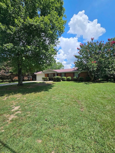 126 County Hwy 63, Phil Campbell, AL 35581