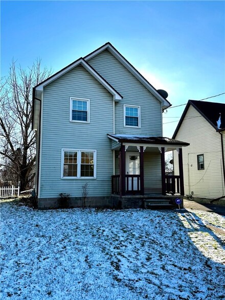 121 Bernard St, Rochester, NY 14621