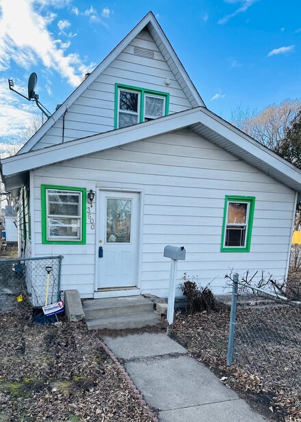 3600 Clinton Ave, Minneapolis, MN 55409
