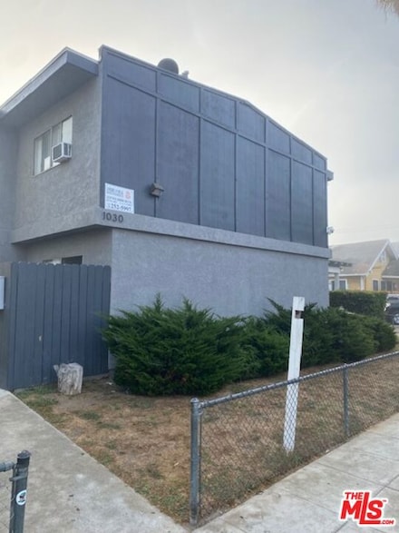 1030 Olive Ave, Long Beach, CA 90813