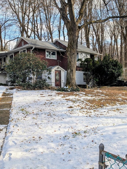 9 Hollowbrook Place, Cortlandt Manor, NY 10567