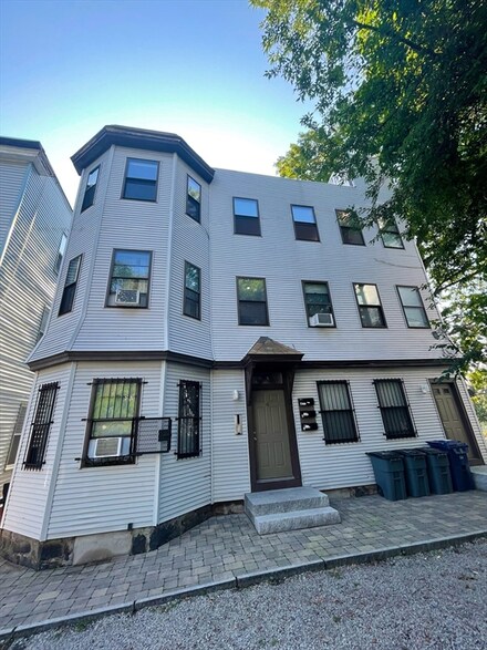 4 French Terrace Unit 2, Roxbury Crossing, MA 02120