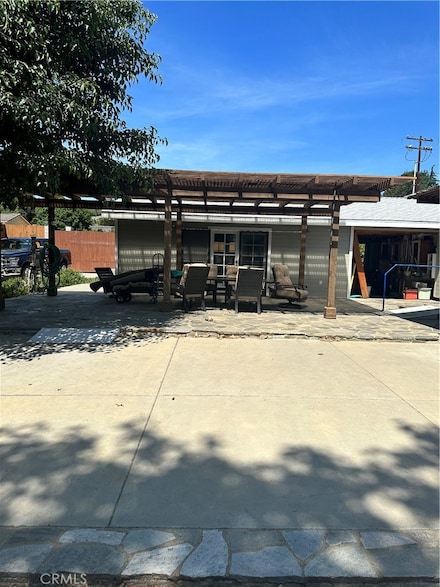 1724 Foxfire Rd, Fallbrook, CA 92028