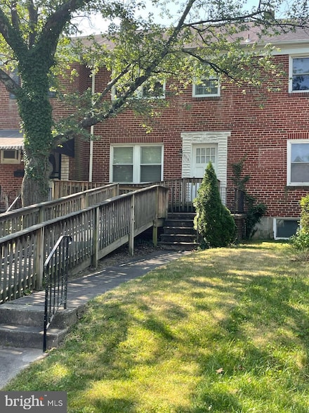 909 E Lake Ave, Baltimore, MD 21212