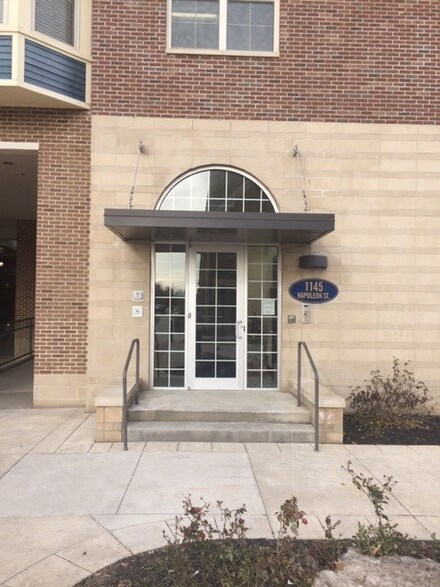1145 Napoleon St Unit 304, South Bend, IN 46617