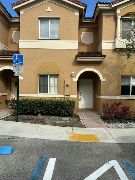 6018 Woodlands Blvd, Tamarac, FL 33319