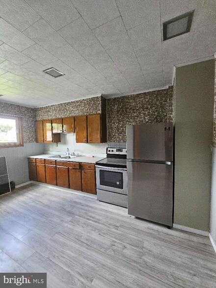 1137 Walnut St, Ashland, PA 17921