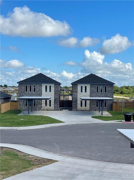 2909 E Israel Ave, Alton, TX 78573