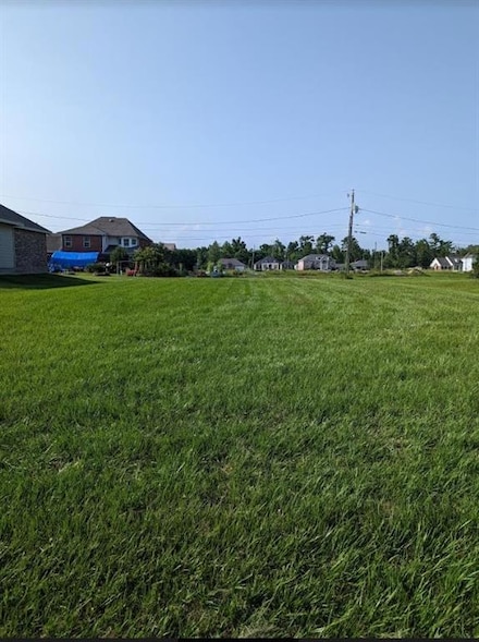 703 Brighton St, Laplace, LA 70068