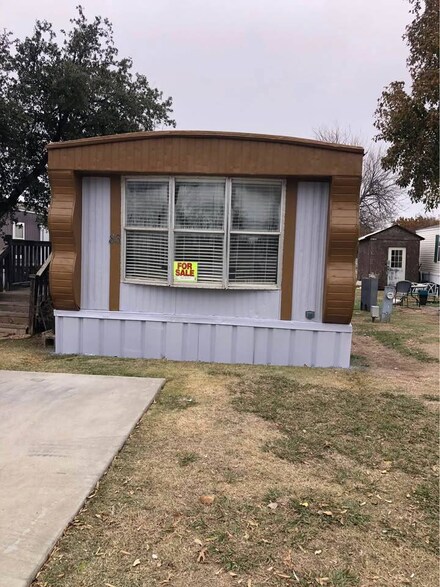 301 Dennis St Unit 83, Edmond, OK 73003