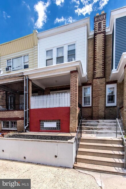 5017 Gransback St, Philadelphia, PA 19120