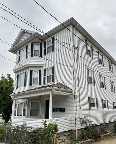 151 Jepson St Unit 1, Fall River, MA 02723