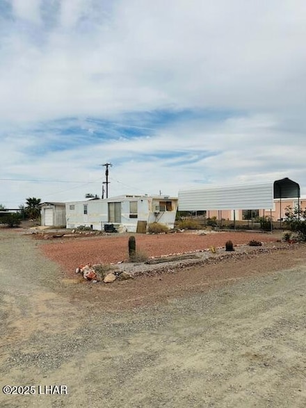 44281 Olive St, Bouse, AZ 85325