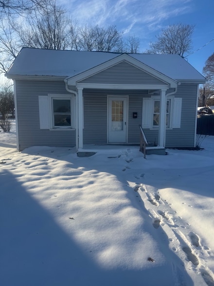 309 King St, White Hall, IL 62092