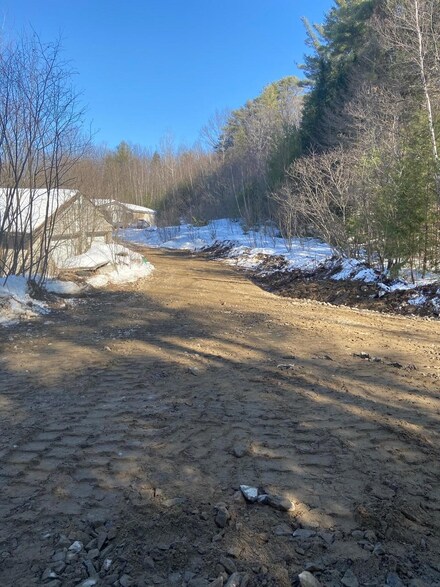 65 Rose Ridge Way, Buxton, ME 04093