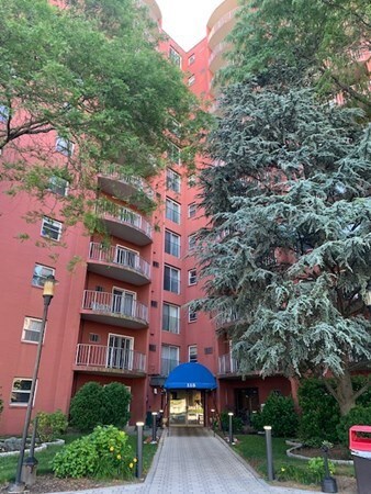 115 W Squantum St Unit 804, Quincy, MA 02171