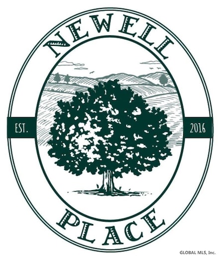 9 Newell Ln, Glenmont, NY 12077