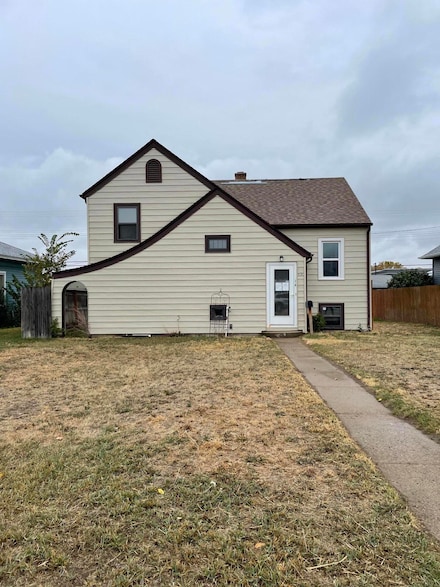 314 2nd Ave SW, Sidney, MT 59270