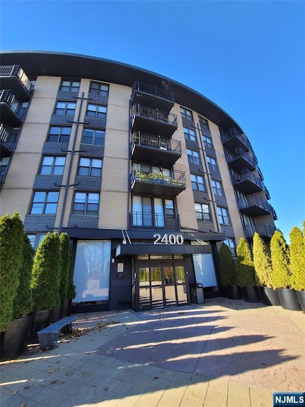 2400 Hudson Terrace Unit 3a, Fort Lee, NJ 07024