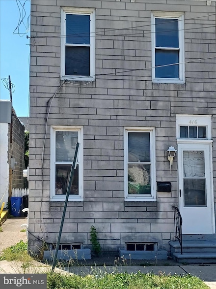 416 Middlesex St, Gloucester City, NJ 08030