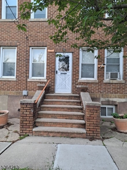 53 Florence Ave, Belleville, NJ 07109