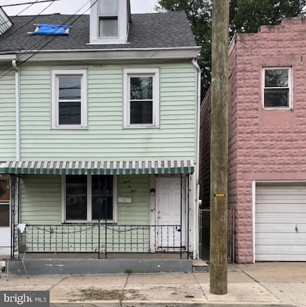 304 Essex St, Gloucester City, NJ 08030