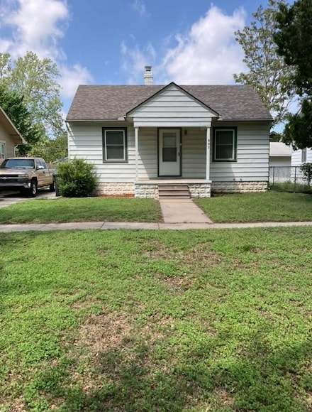 805 S Fern St, Wichita, KS 67213