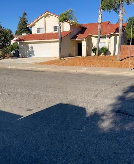 6324 N Brix Ave, Fresno, CA 93722