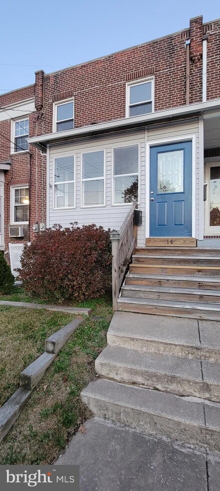 14 Davis Ave, Mount Ephraim, NJ 08059