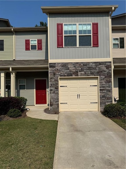 692 Oakside Place, Acworth, GA 30102