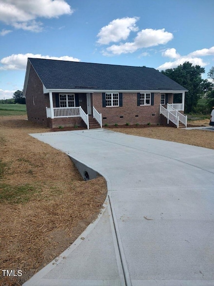 33 Holly Mar Dr, Zebulon, NC 27597