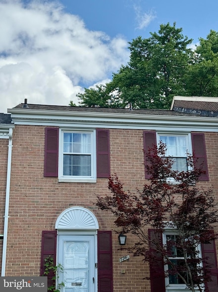 7247 Reservoir Rd, Springfield, VA 22150