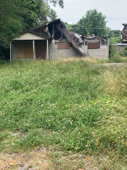 3343 S Lyons Ave, Indianapolis, IN 46221