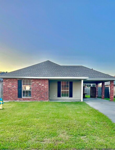 331 Monarch Dr, Houma, LA 70364