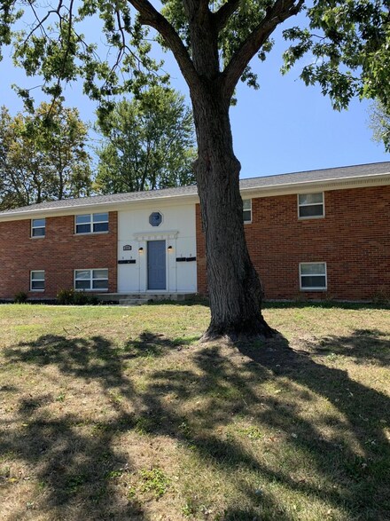 493 Pittsfield Dr, Worthington, OH 43085