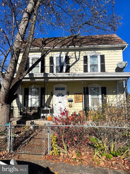 128 Wayside Ave, Hagerstown, MD 21740