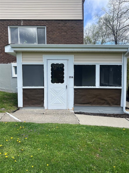 881 Albany Post Rd Unit 35A, New Paltz, NY 12561