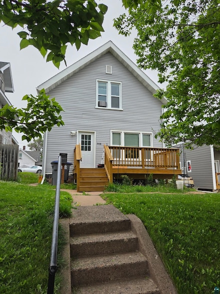 808 N 6th Ave E, Duluth, MN 55805