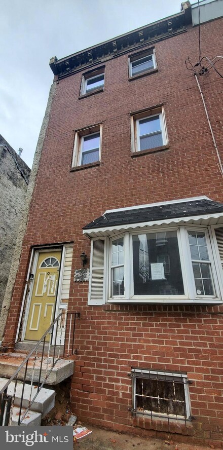 2126 N 20th St, Philadelphia, PA 19121